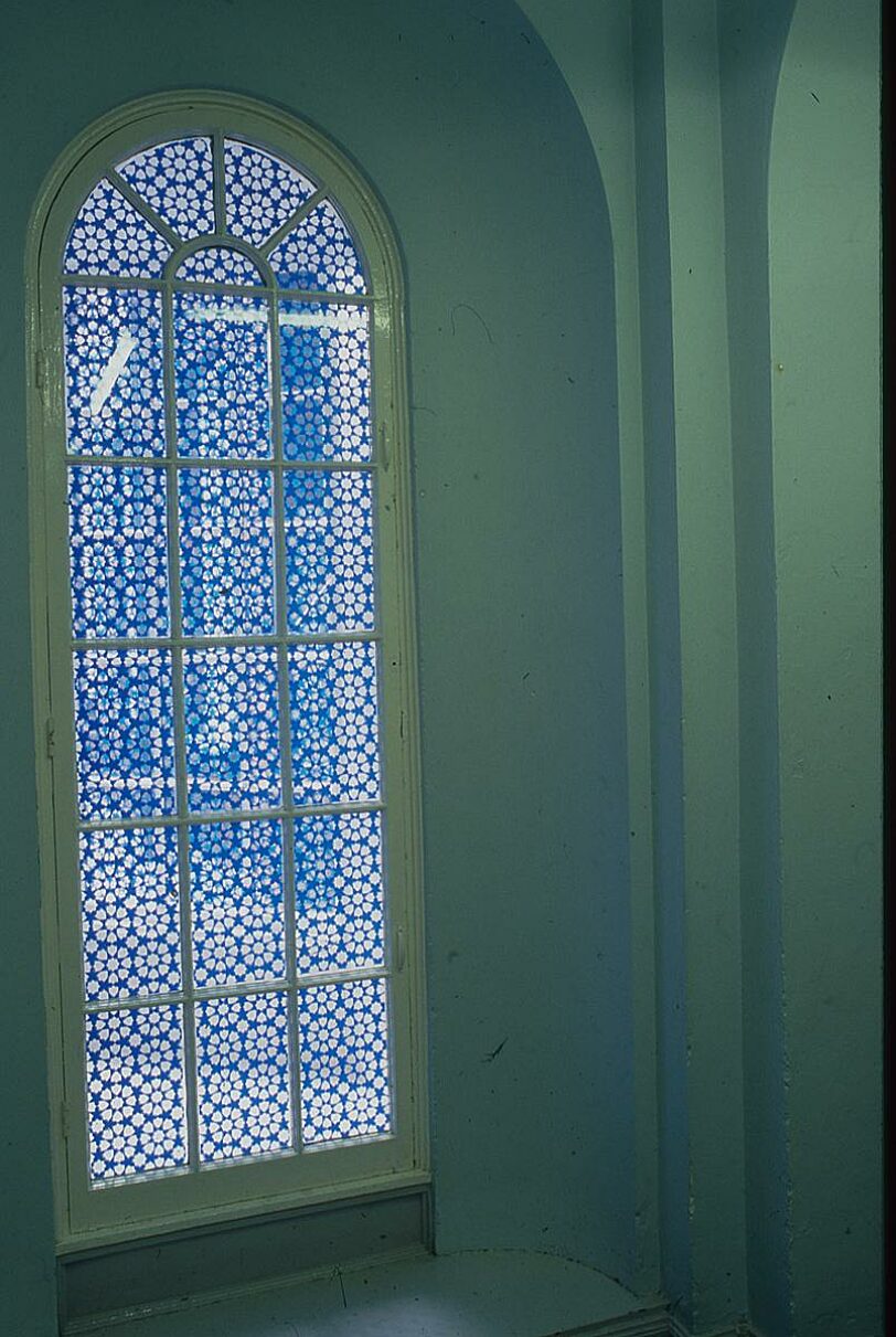 Veil exhibition: work in the 'Window Box ' by Samta Benyahia